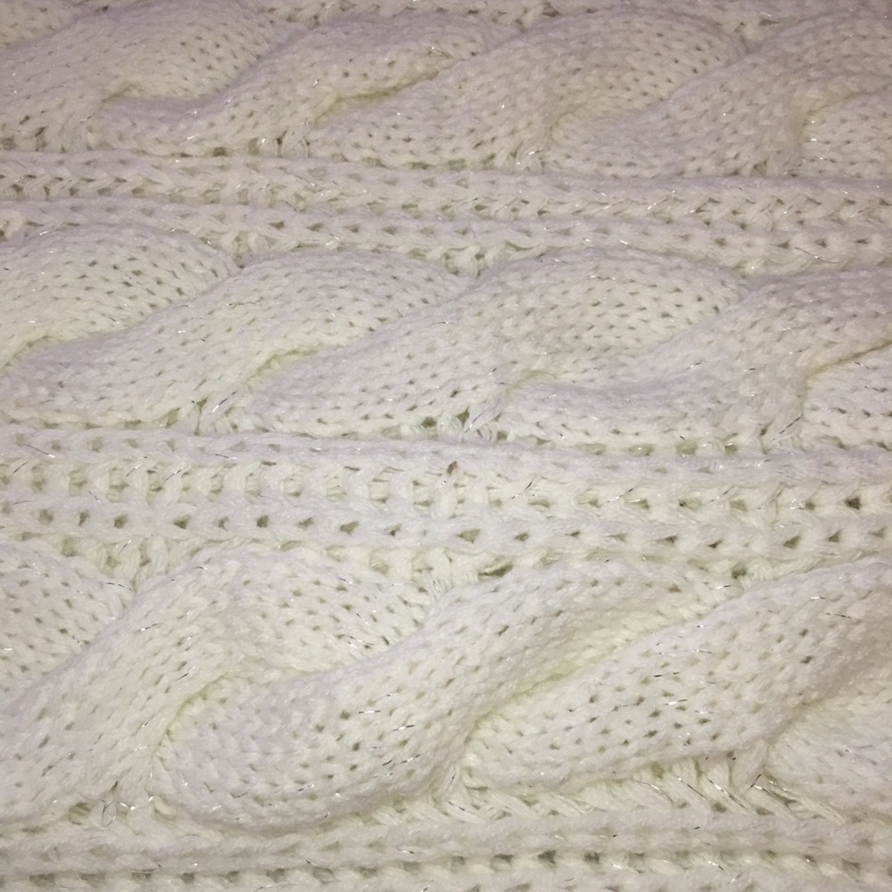 Ivory Cable Knit Infinity Scarf - Picture 5 of 7